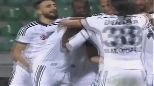 Mehmet TOPal v. Emmanuel Emenike Heterosexueller Sex Gesamtzahl der Filme anzeigen