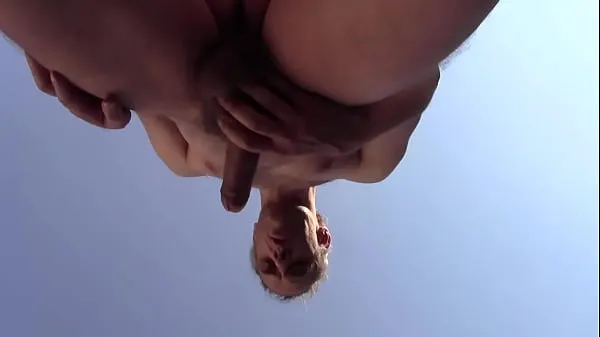 Zobrazit celkem I masturbate and cum naked outdoors in public with particular angle filmů