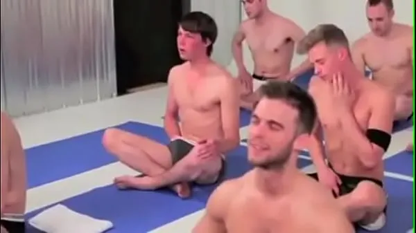 Zobraziť celkovo filmy (yoga gay)