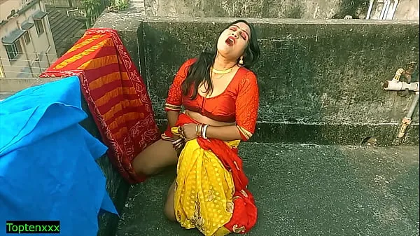 Vis totalt Bengali sexy Milf Bhabhi hot sex with innocent handsome bengali teen boy ! amazing hot sex final Episode filmer