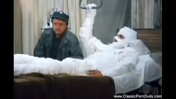 Vis totalt Classic Nurse Parody From Wartime filmer