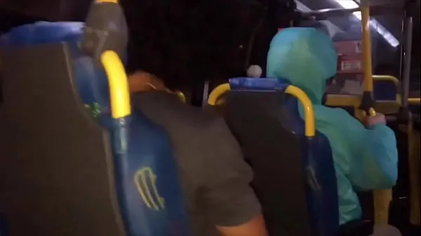 Hure im Bus Gesamtzahl der Filme anzeigen