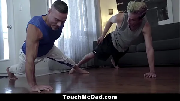 Stepdad Fucks His Stepson Before Going to Business Trip - Touchmedad کل موویز دکھائیں